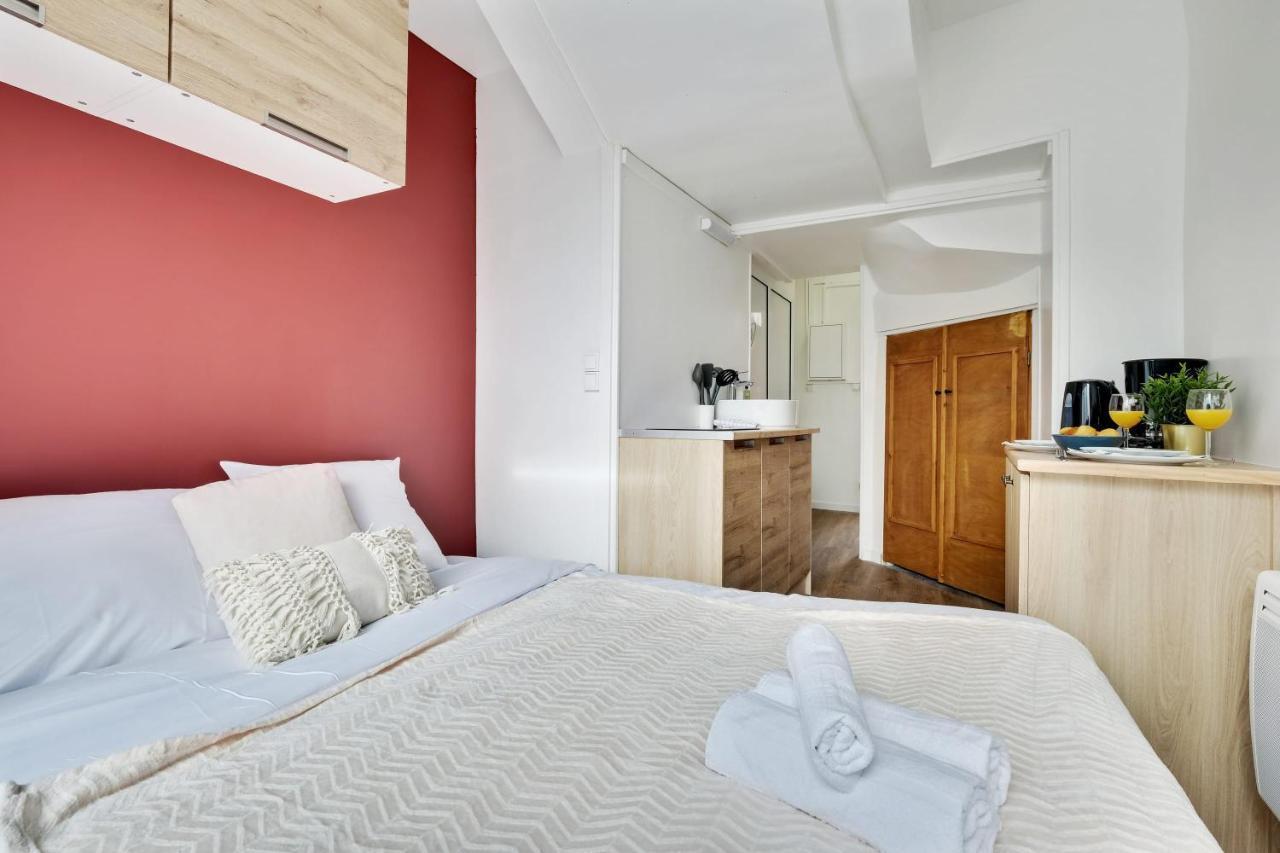 شقة Cosy Renovated Studio In Heart Of Marais, Best Area To Discover In باريس المظهر الخارجي الصورة