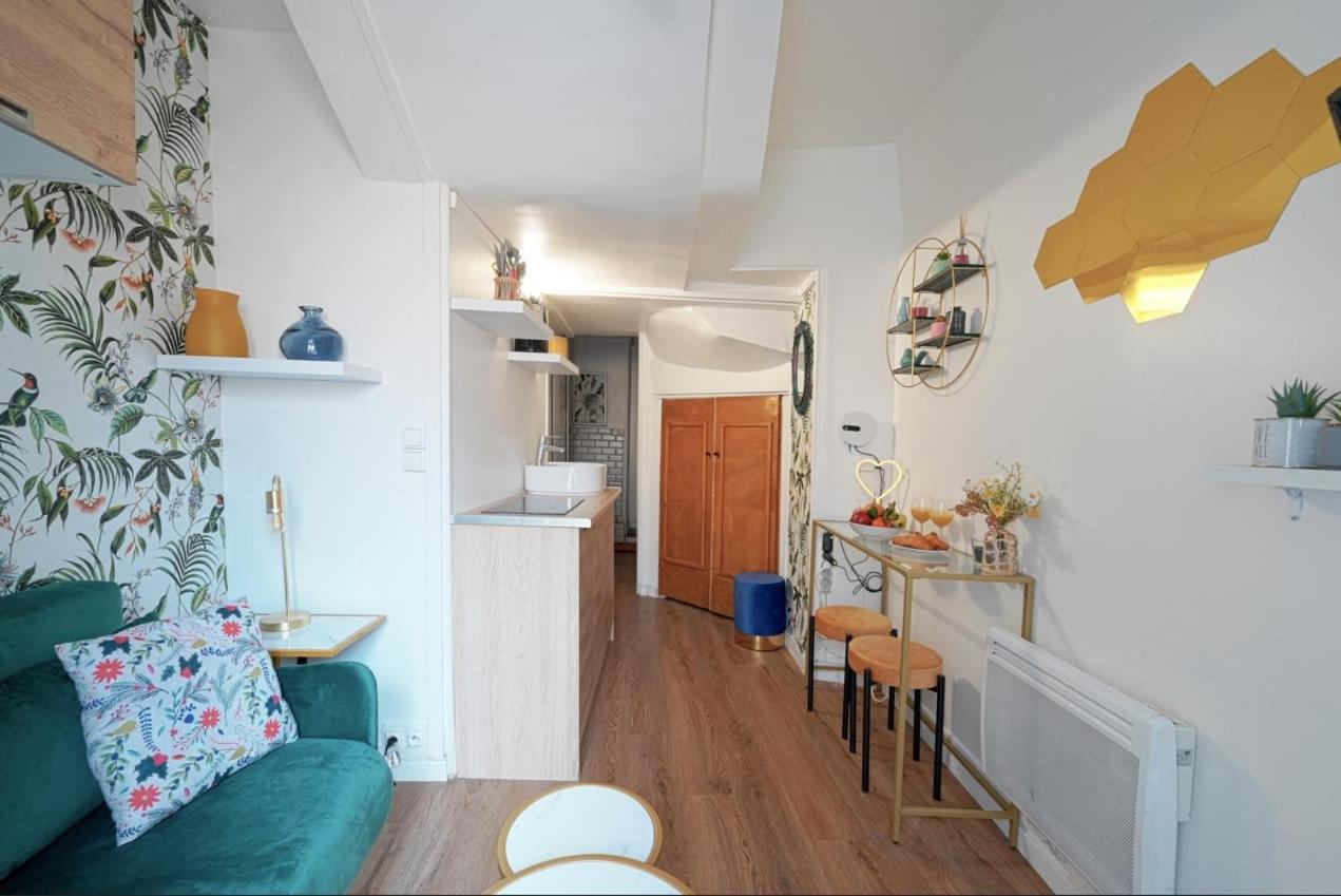 شقة Cosy Renovated Studio In Heart Of Marais, Best Area To Discover In باريس المظهر الخارجي الصورة