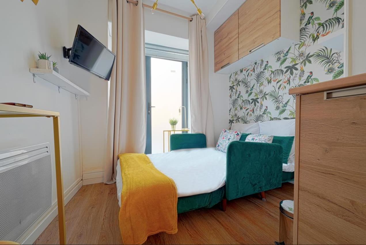 شقة Cosy Renovated Studio In Heart Of Marais, Best Area To Discover In باريس المظهر الخارجي الصورة